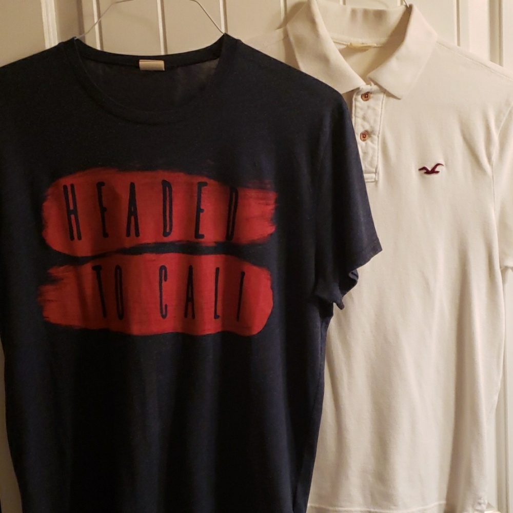 Two Hollister tops👕👕